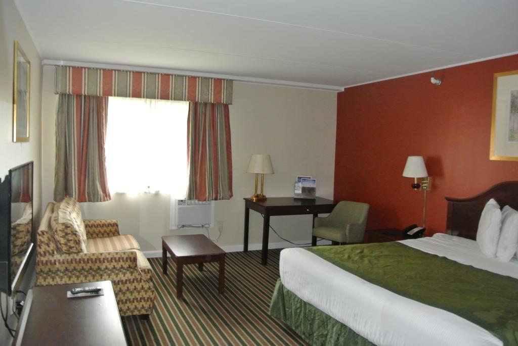 Center Street Value Inn Auburn Eksteriør bilde