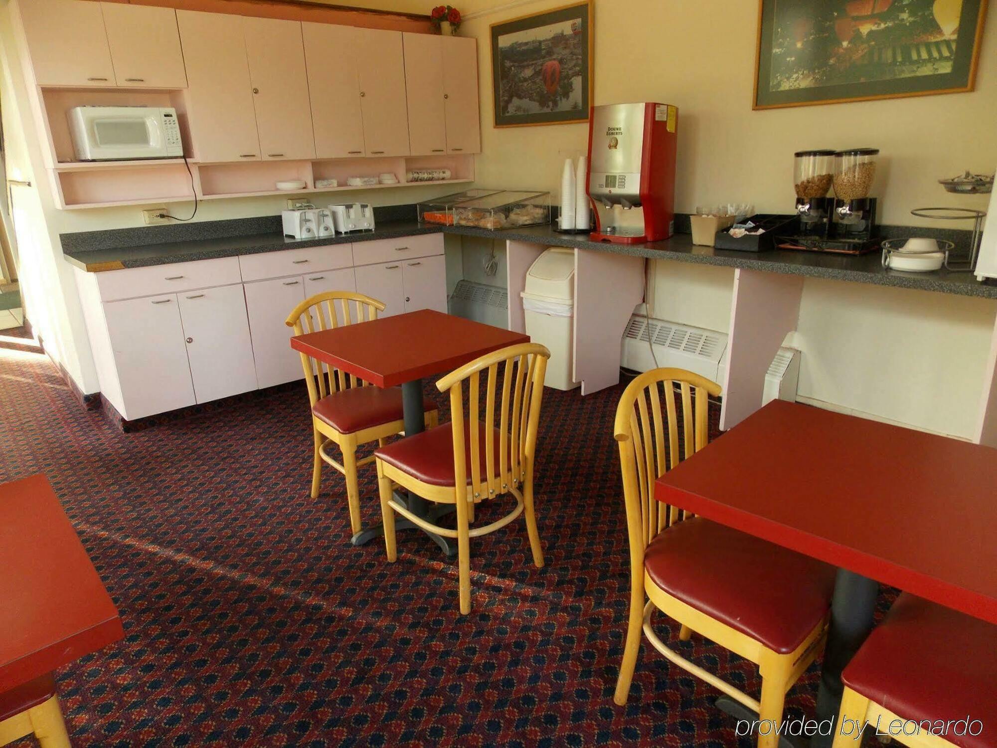 Center Street Value Inn Auburn Eksteriør bilde